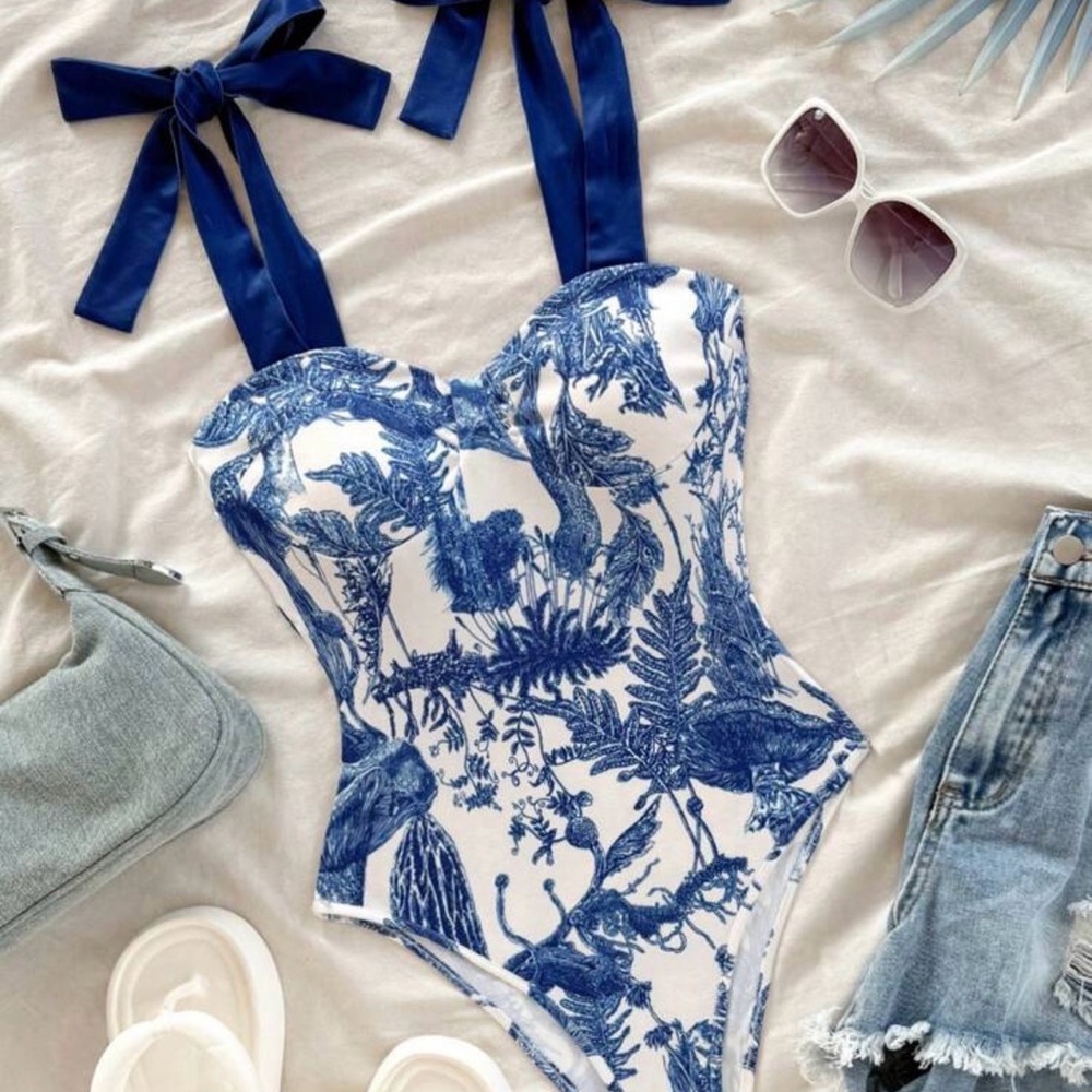 New women’s bodysuit size L